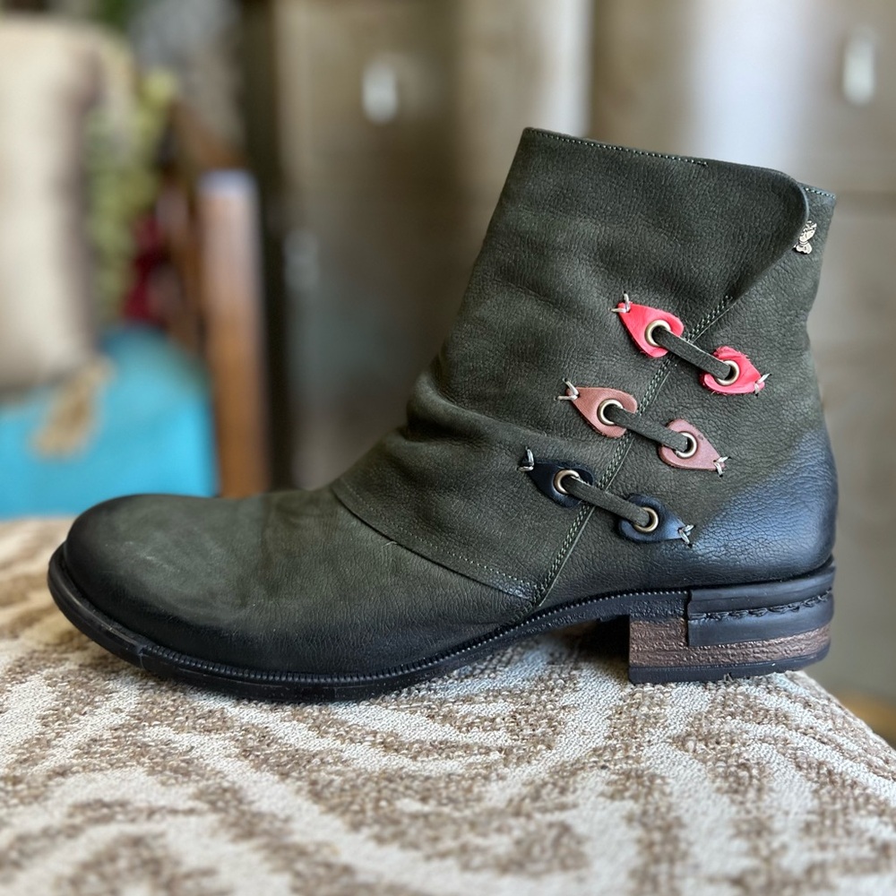 VENUS Olive and Black Ankle Boots with Red Accents